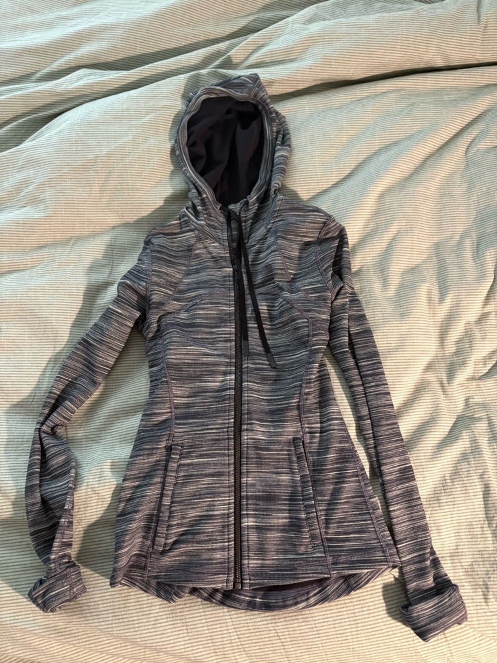 Striped lululemon Hooded Athletic Jacket - Gray/Blue